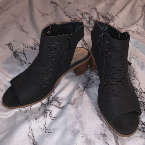 torrid Shoes - Torrid Block Heel